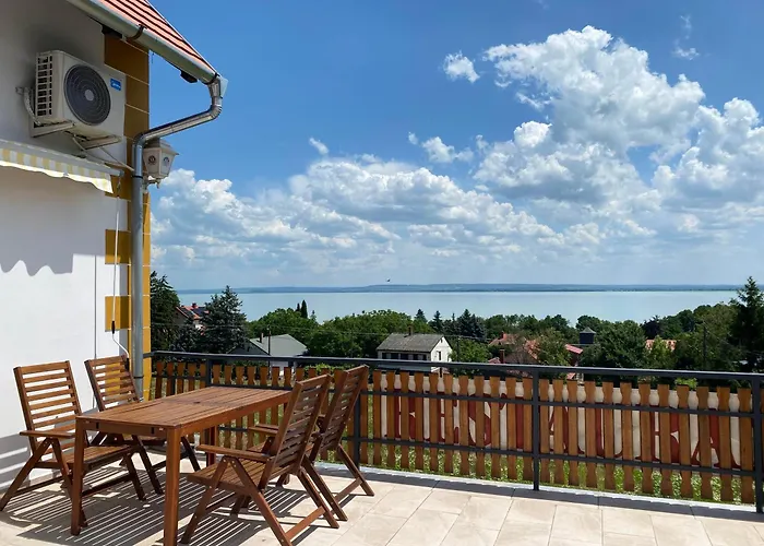 Bacchus Apartman - Borbarlang, Badacsony